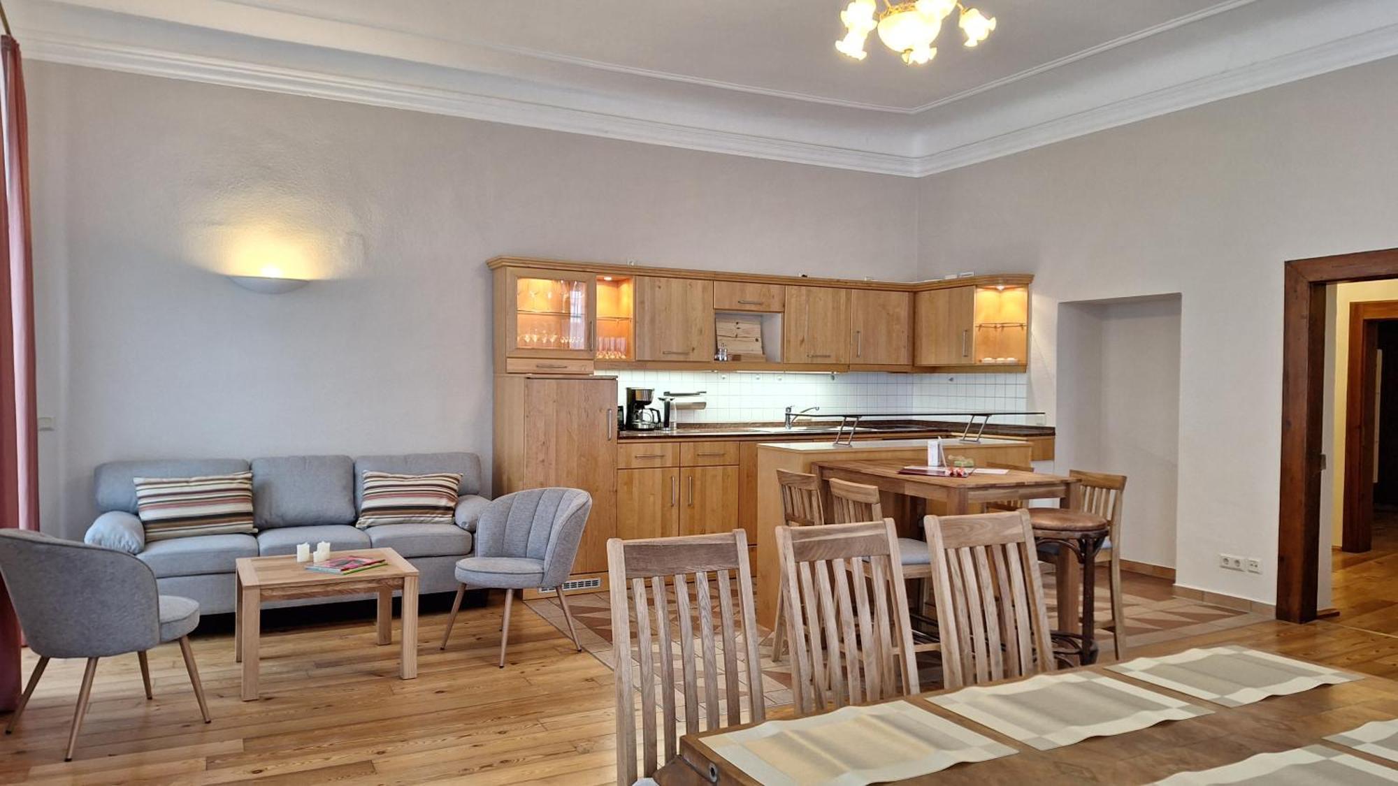 Stadtpalais Romantik-Suite 3 Zimmer Maximal 6 Personen Bautzen Exterior photo